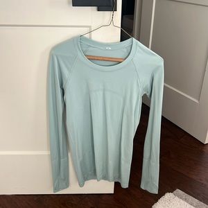 Lululemon long sleeve swiftly tech